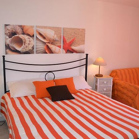 Apartments Mimose Badesi Luaran gambar